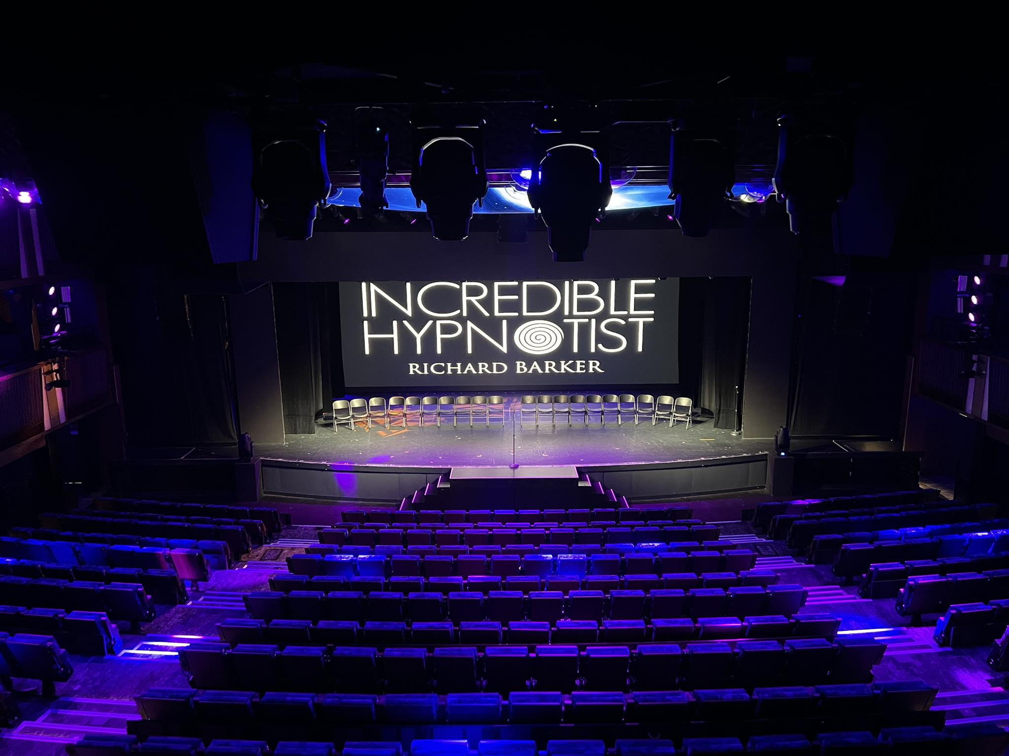 Live entertainment hypnotist